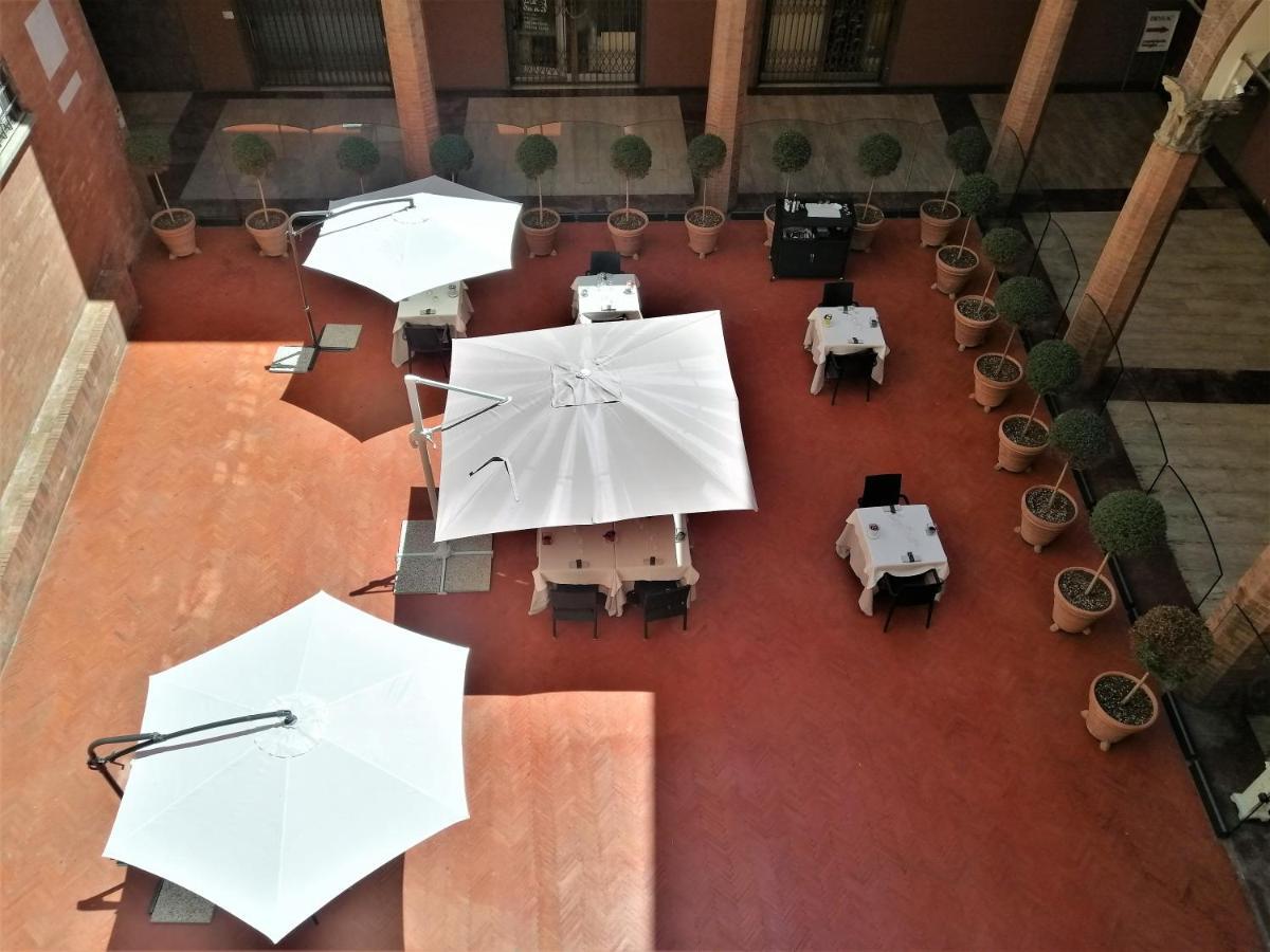 Galleria Del Toro Apartments Bologna Luaran gambar